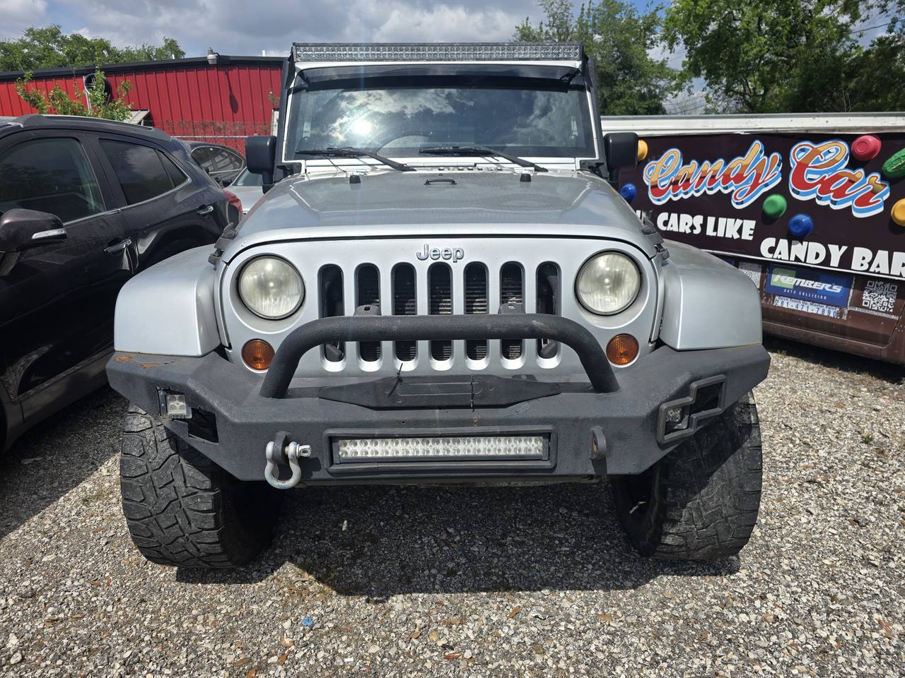 View vehicle photo 2