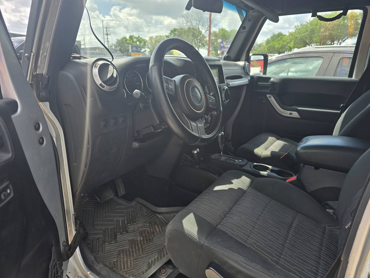View vehicle photo 6