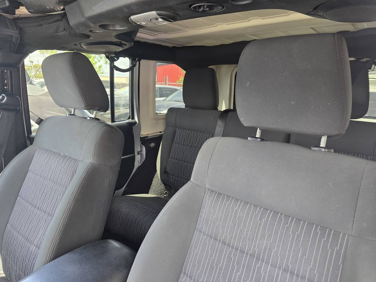 View vehicle photo 7