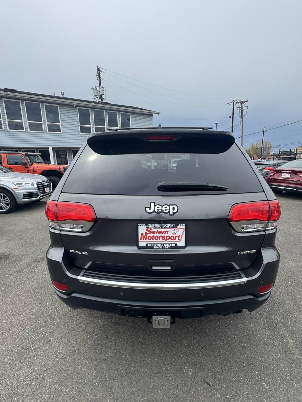 View vehicle photo 4