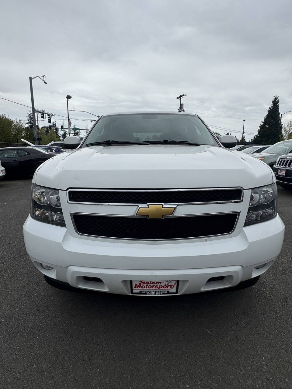 View vehicle photo 2