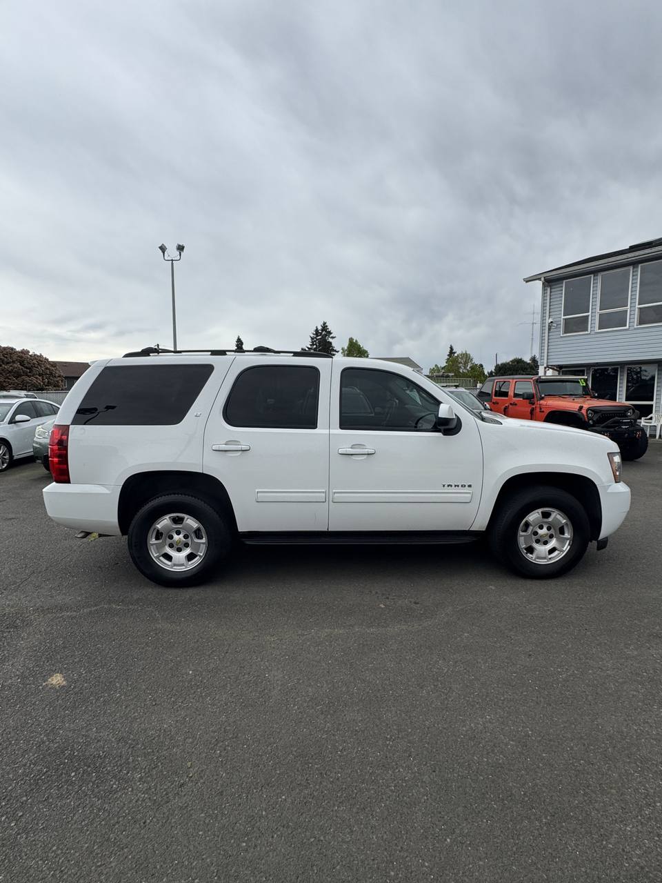 View vehicle photo 4