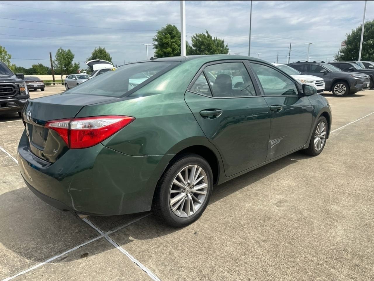 View vehicle photo 5