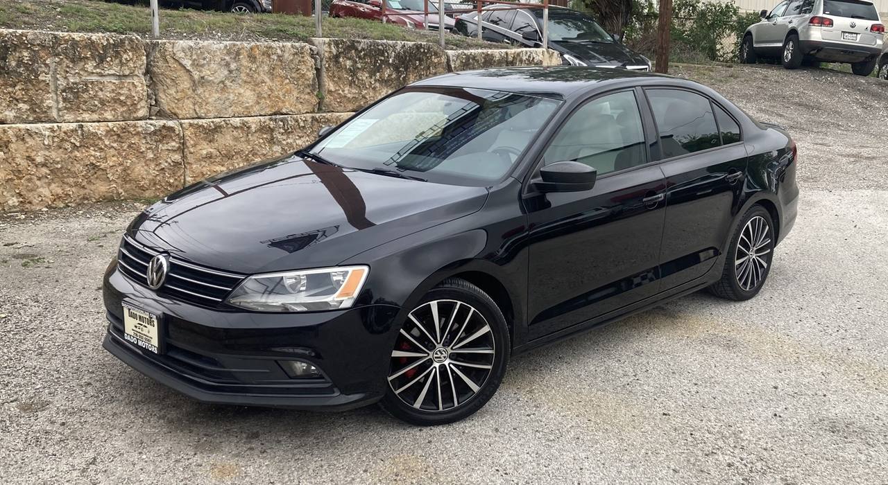 Black 2016 Volkswagen Jetta Sedan Front-Wheel Drive Manual