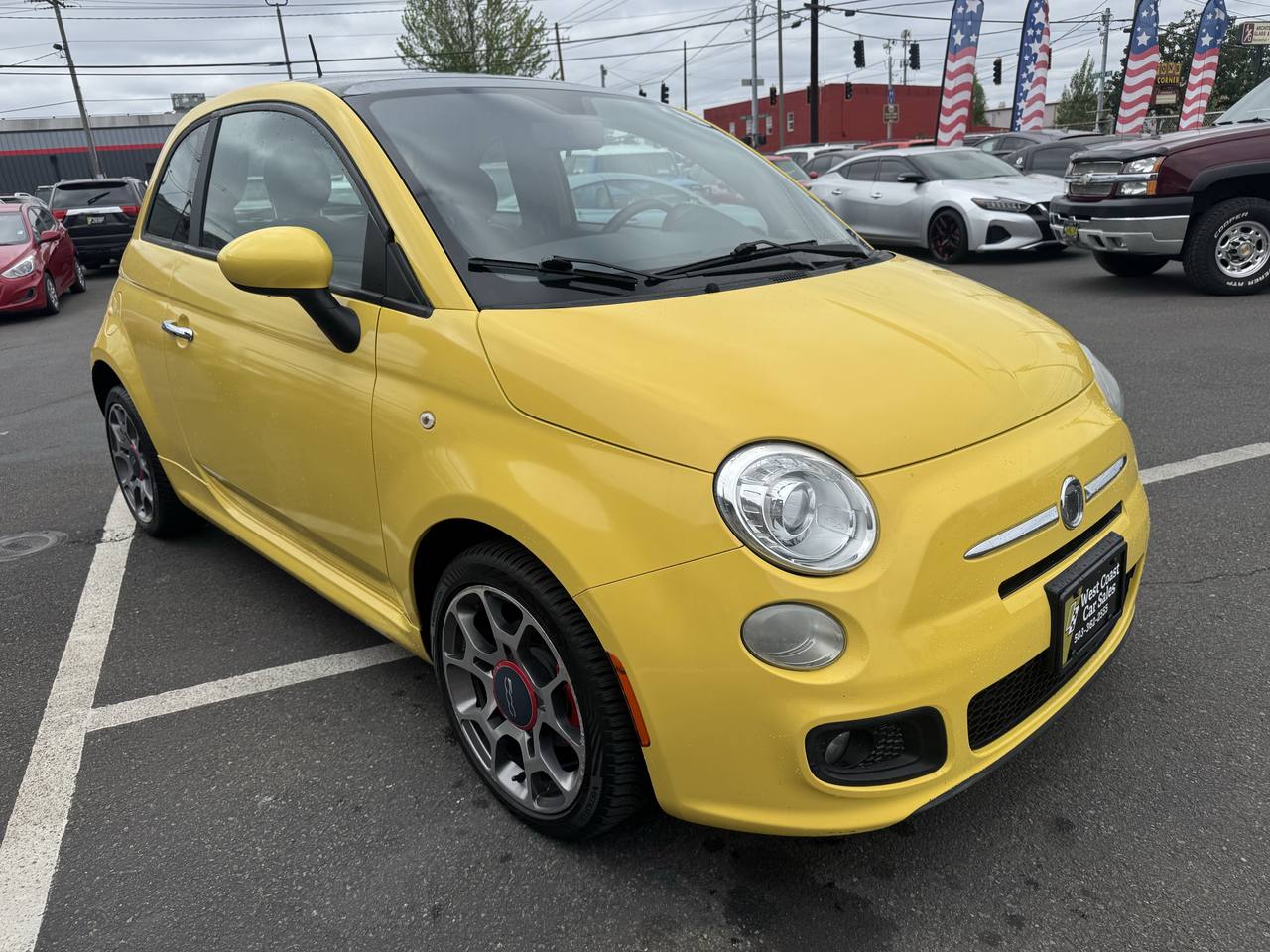 View vehicle photo 2