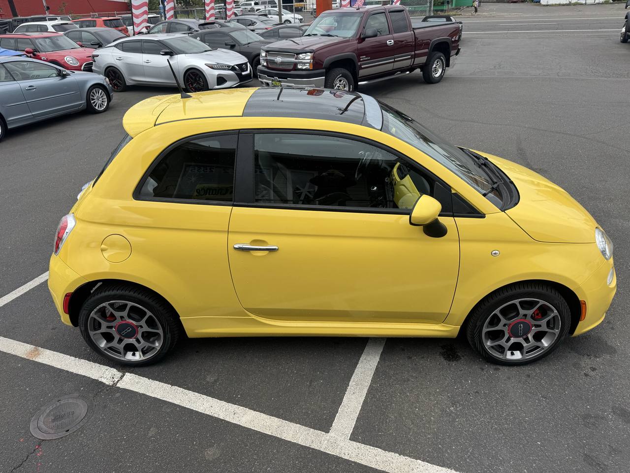 View vehicle photo 6