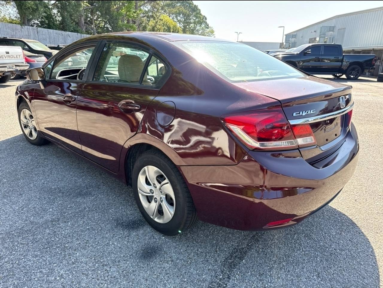 View vehicle photo 7
