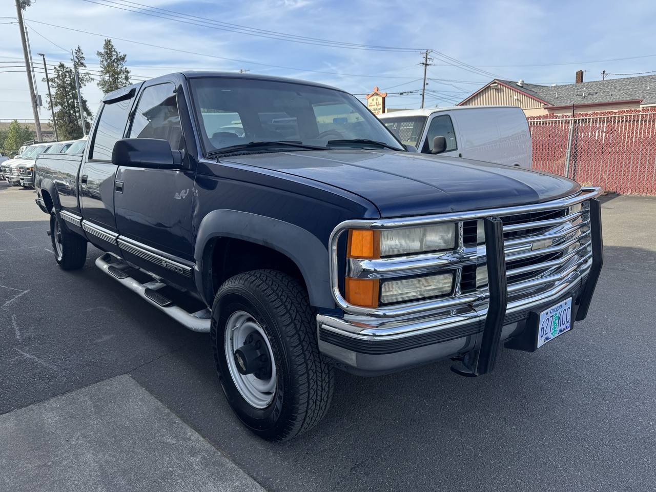 View vehicle photo 2