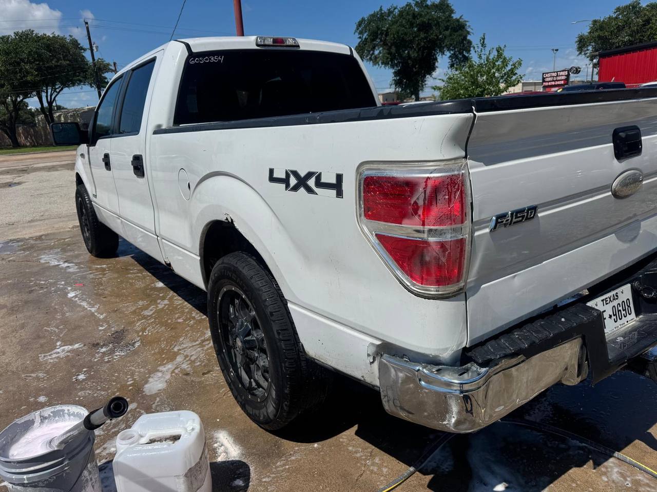 View vehicle photo 3