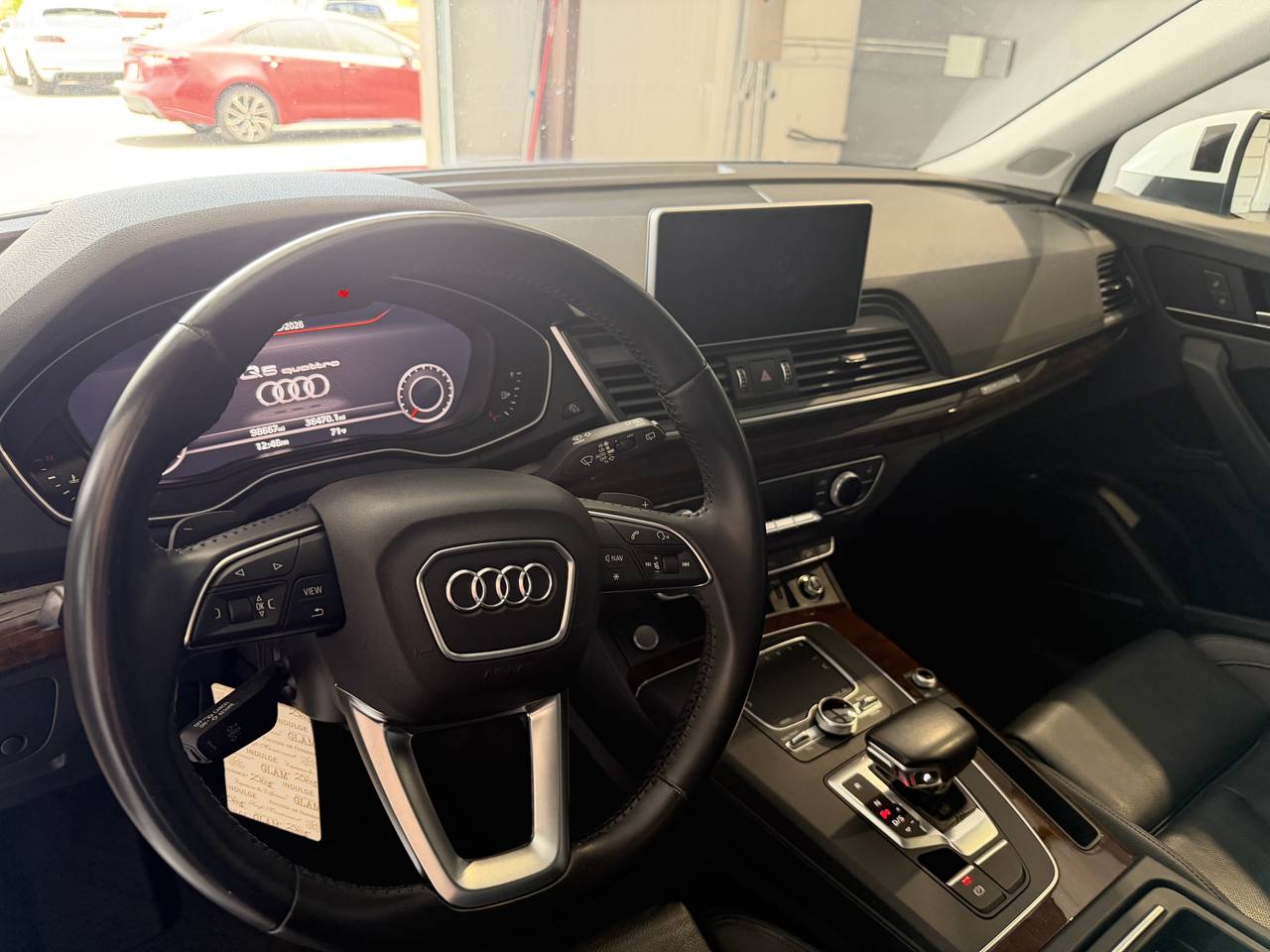 View vehicle photo 7