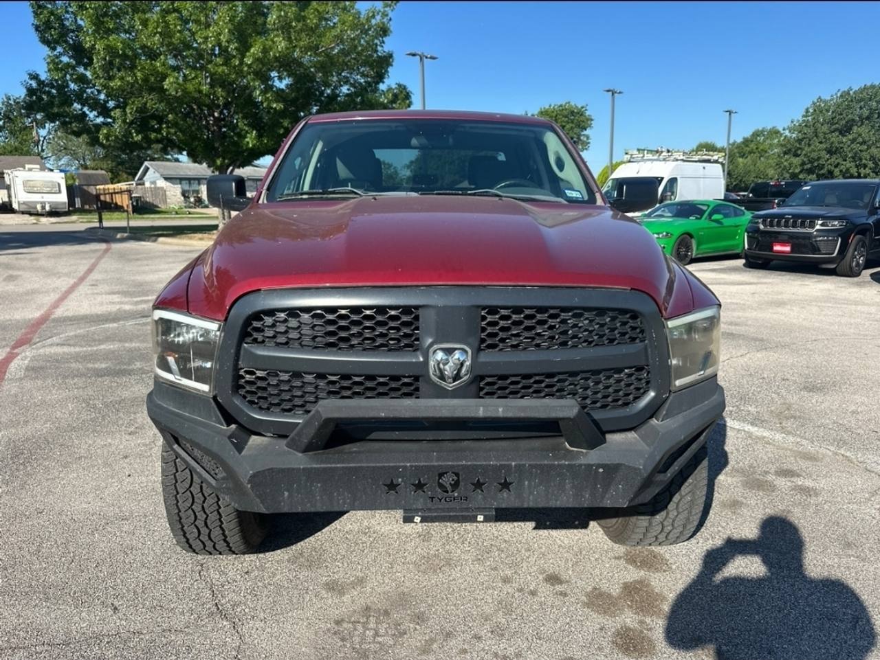View vehicle photo 2