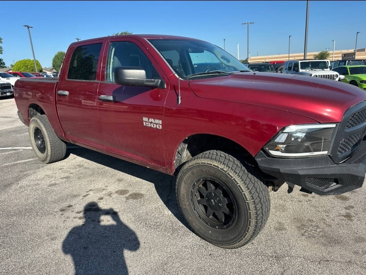View vehicle photo 3