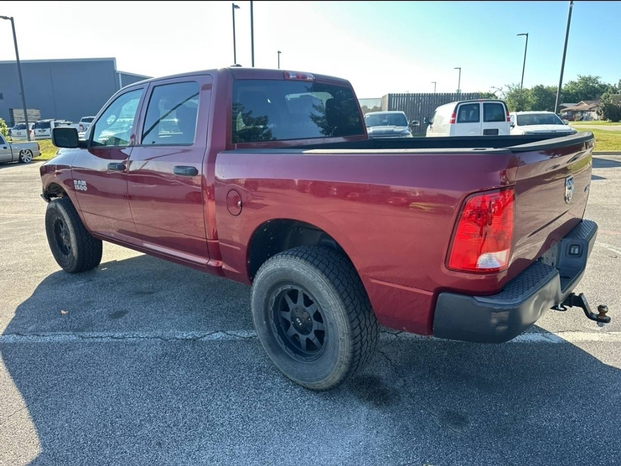 View vehicle photo 7