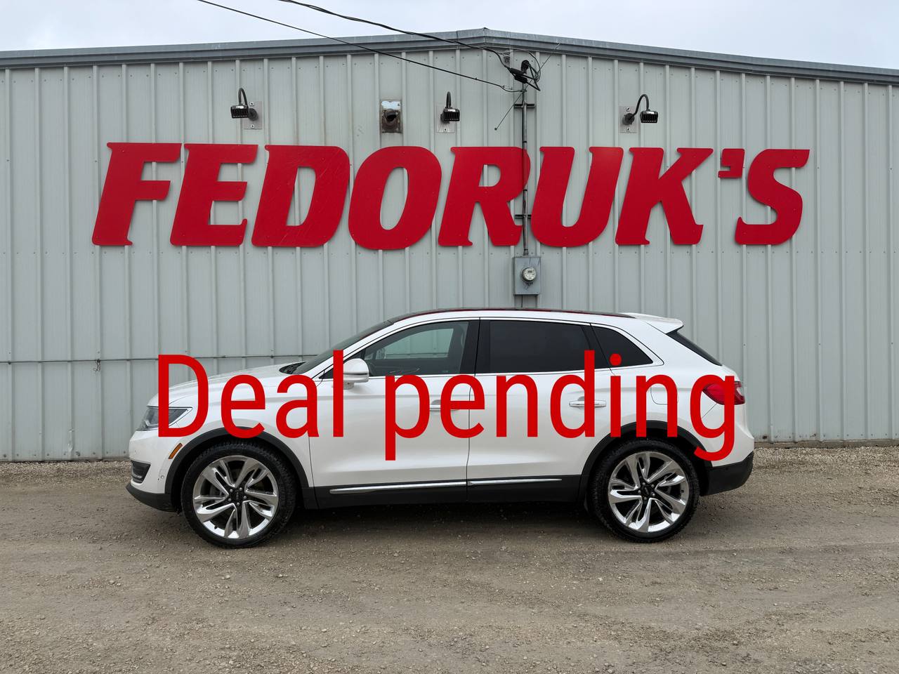 White 2016 Lincoln MKX SUV / Crossover All-Wheel Drive Automatic