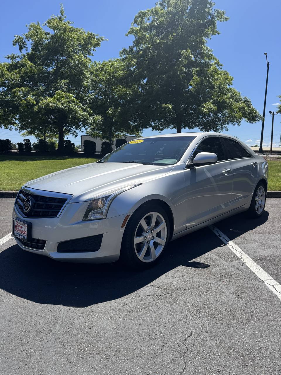 View vehicle photo 3