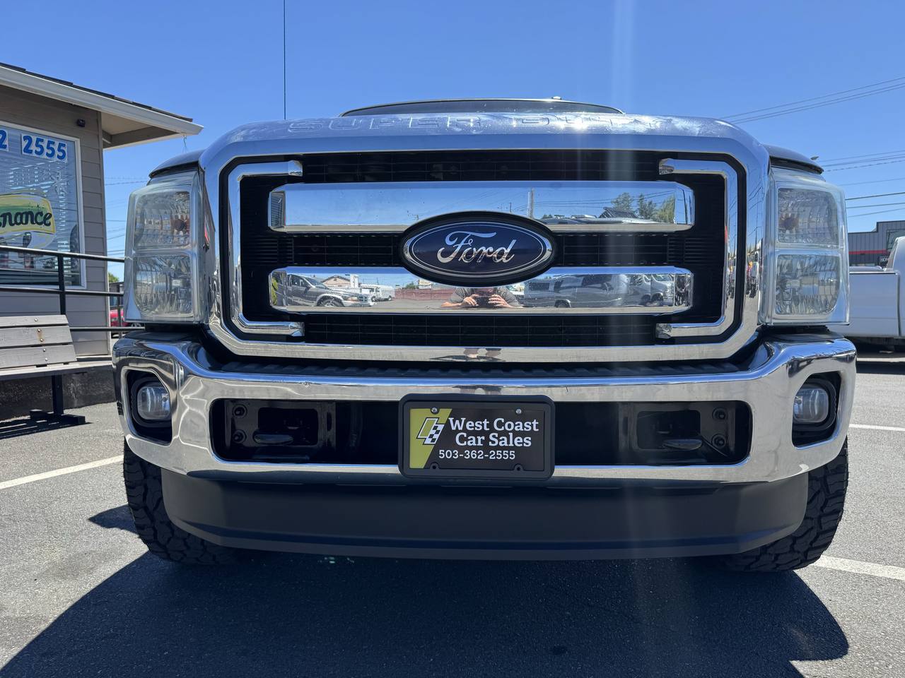 View vehicle photo 6