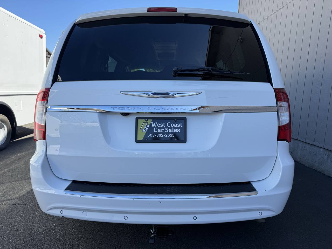 View vehicle photo 5