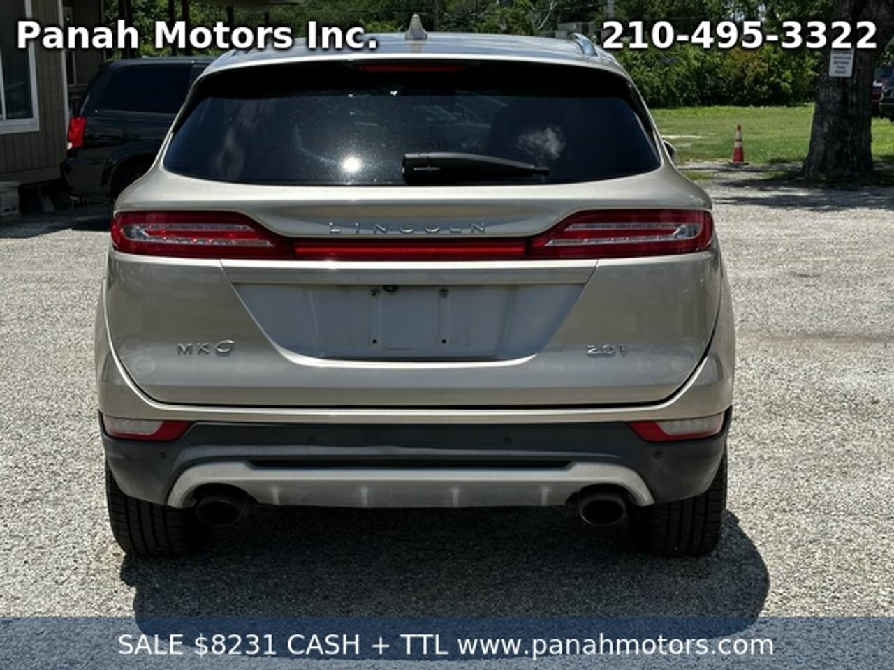 View vehicle photo 4