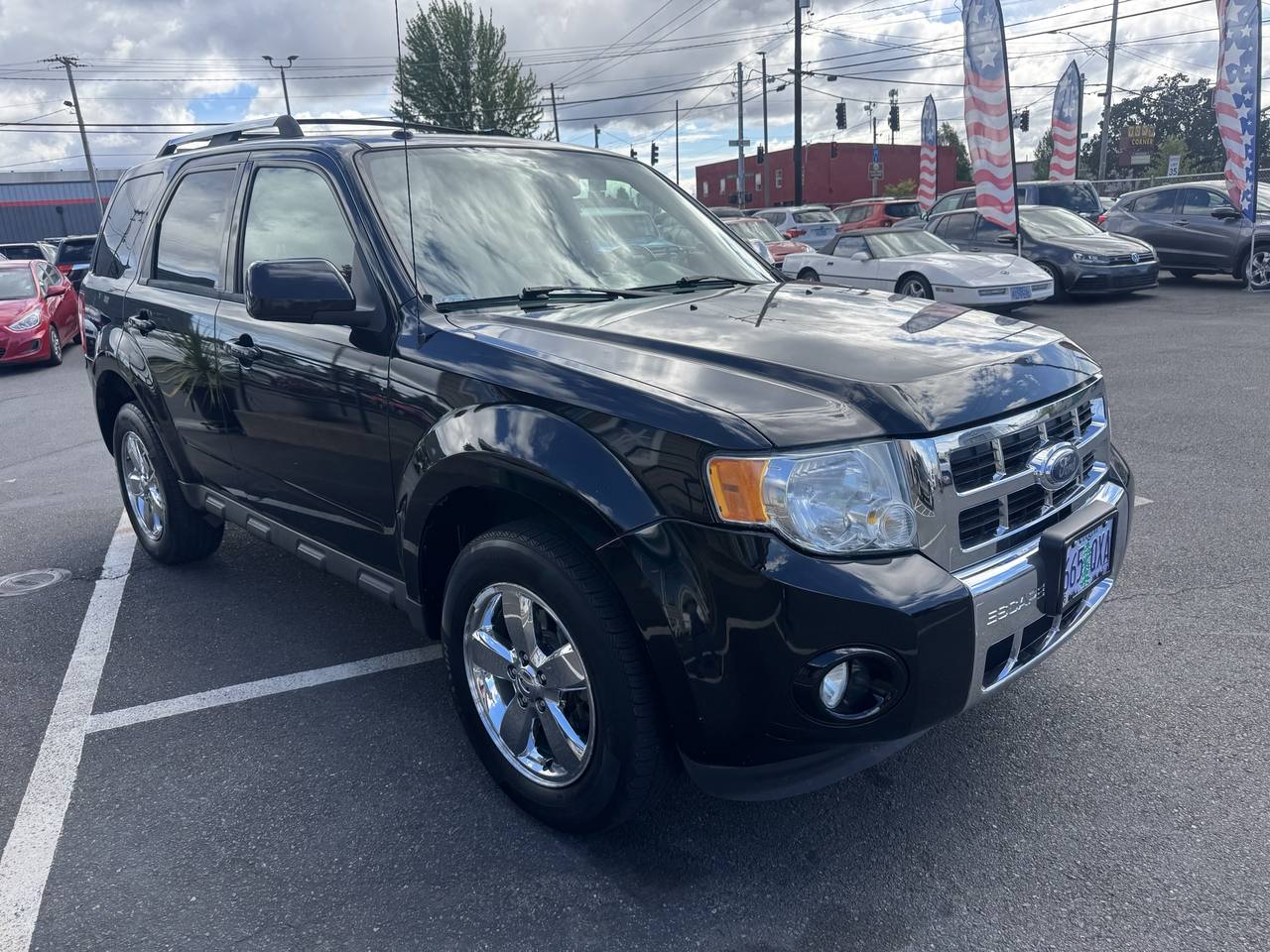 View vehicle photo 2