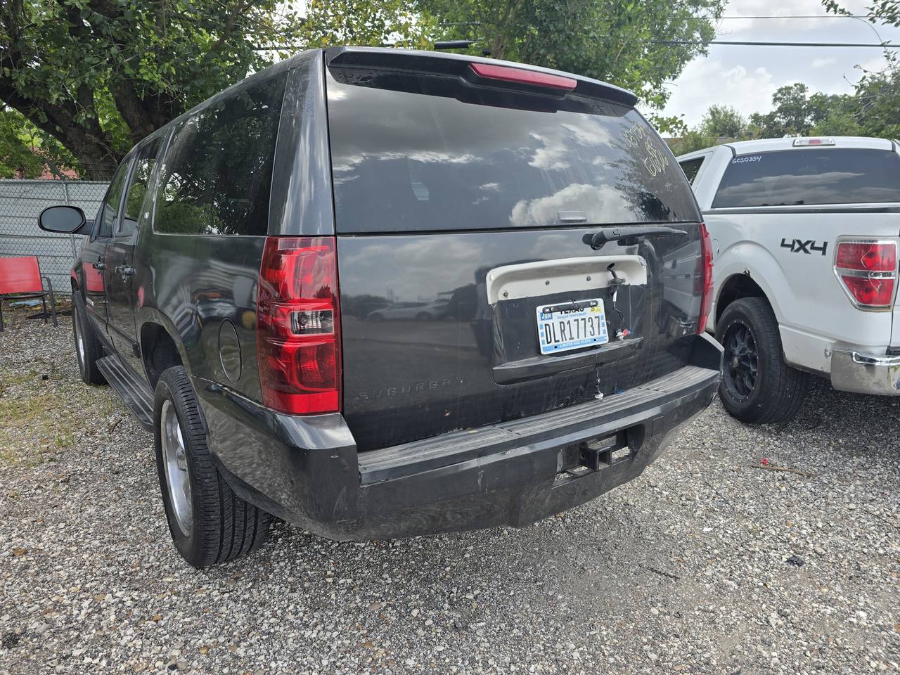 View vehicle photo 5