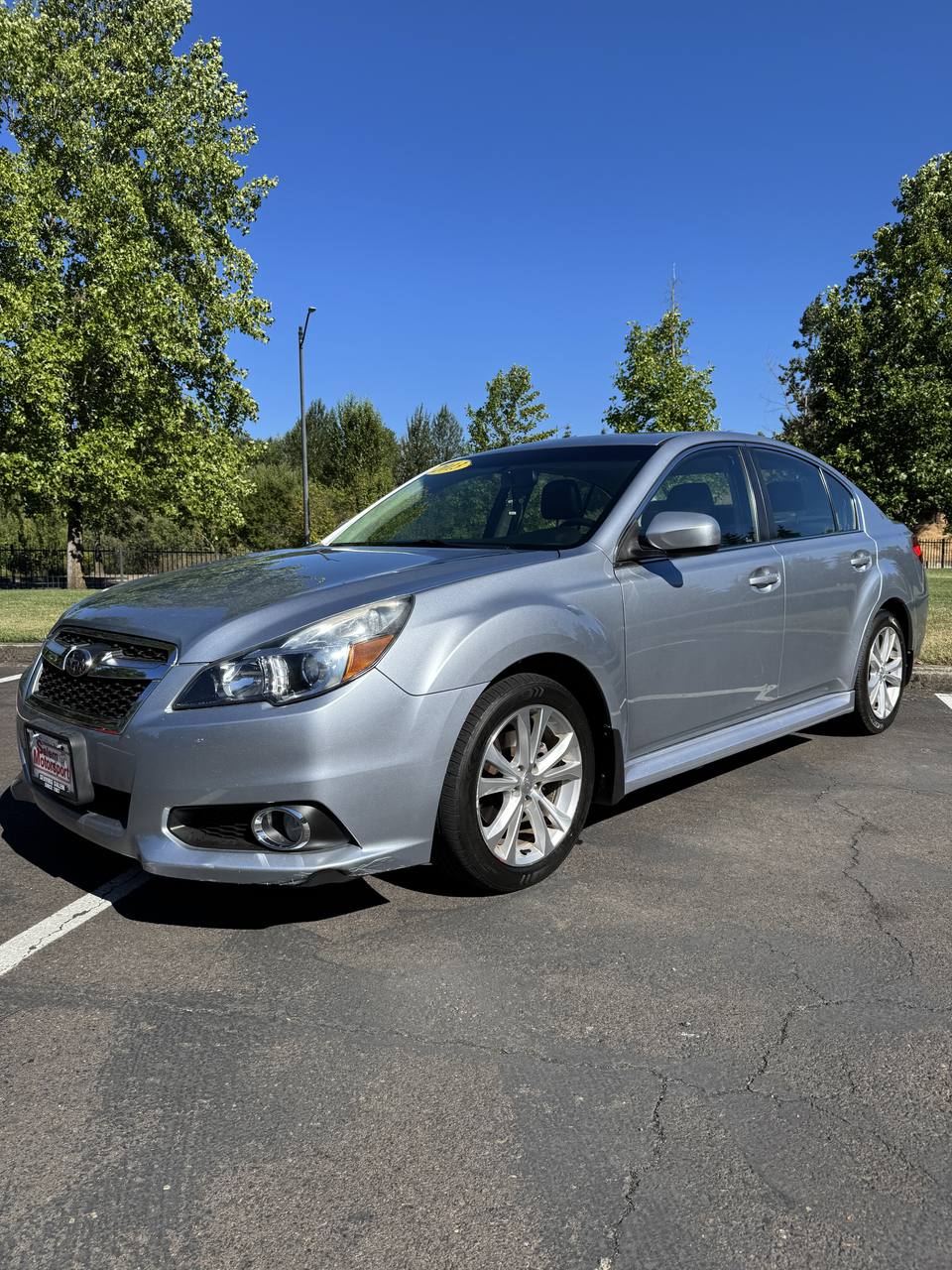 View vehicle photo 3