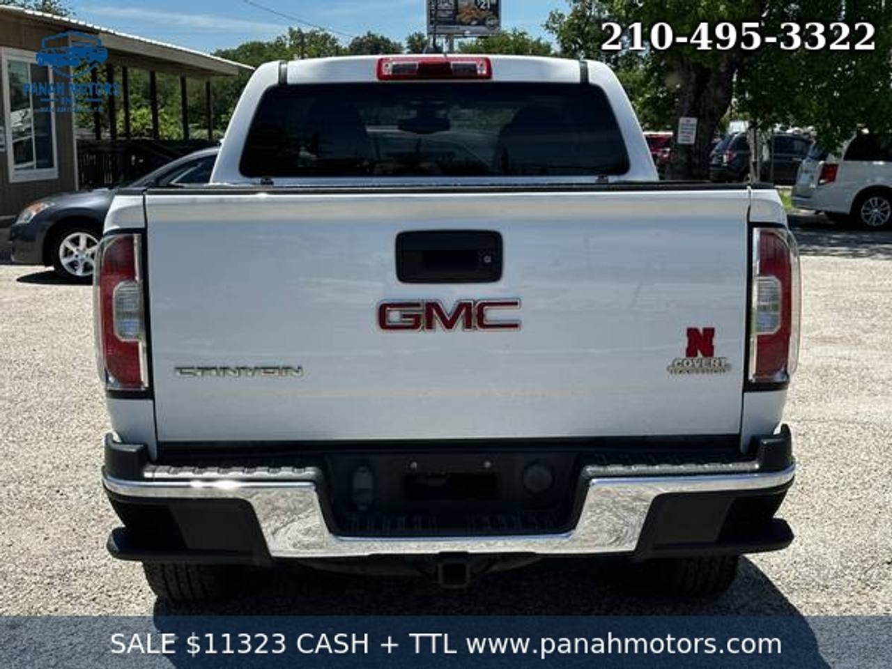 View vehicle photo 4