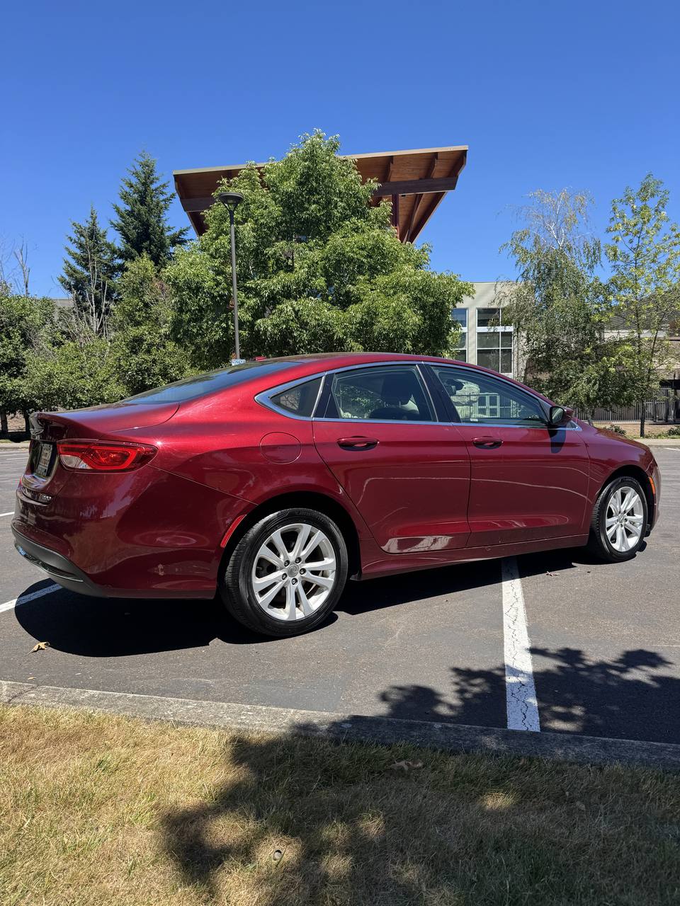 View vehicle photo 7