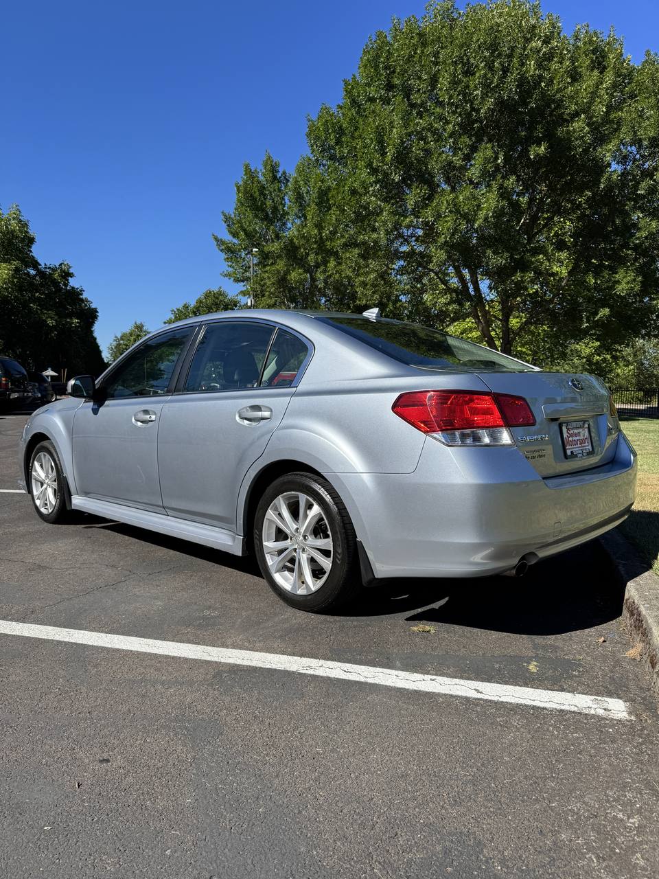 View vehicle photo 5