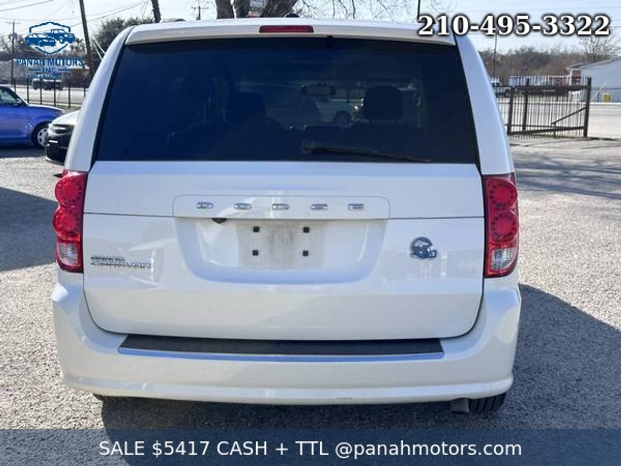 View vehicle photo 4