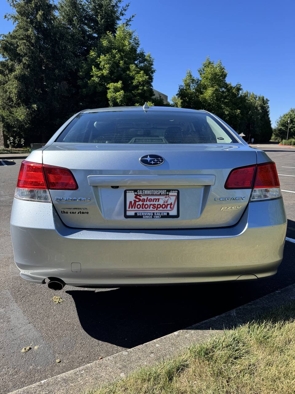 View vehicle photo 6