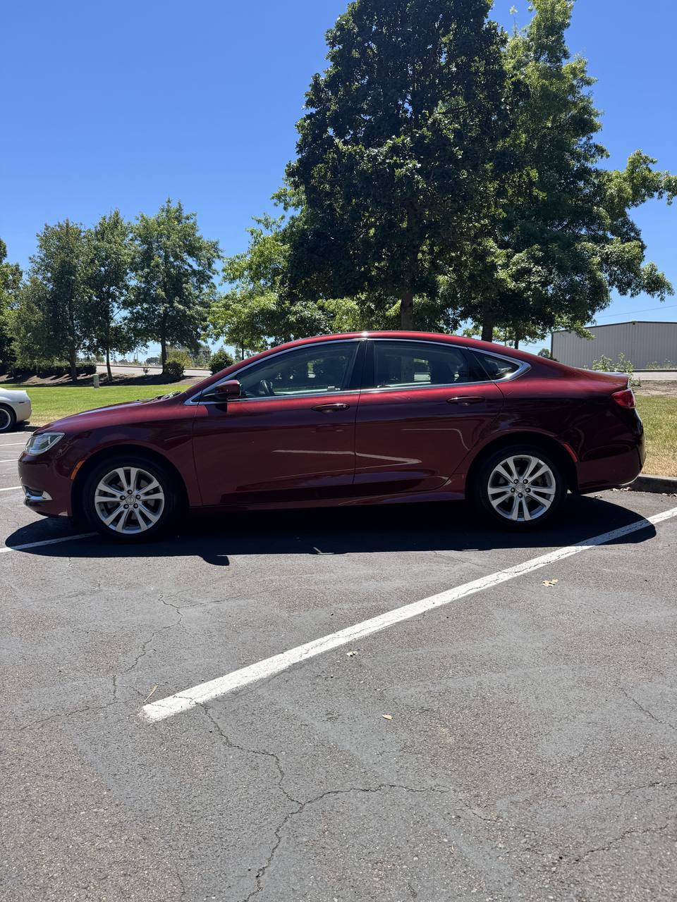 View vehicle photo 4