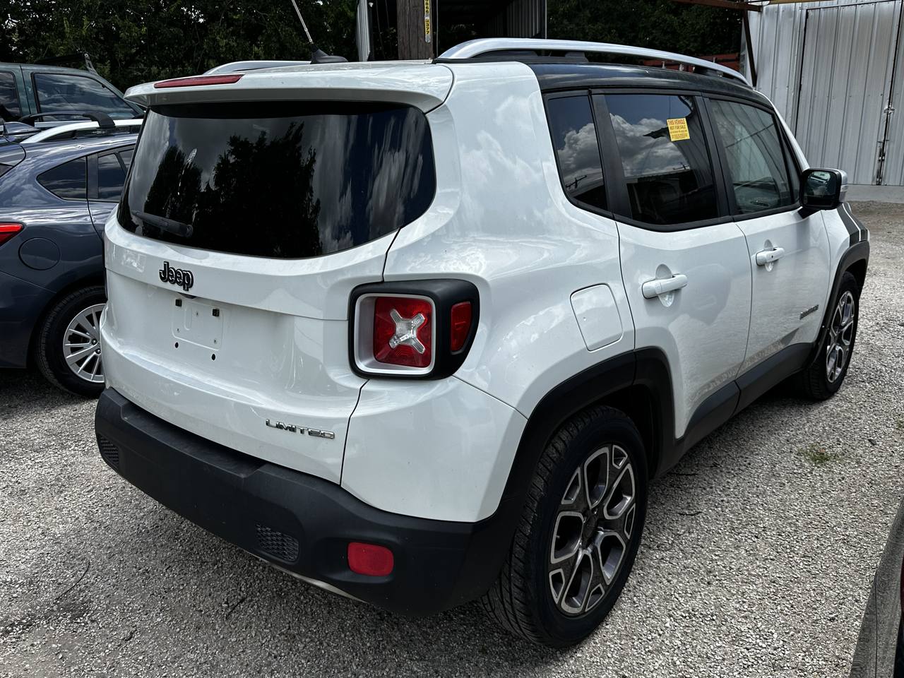 View vehicle photo 2