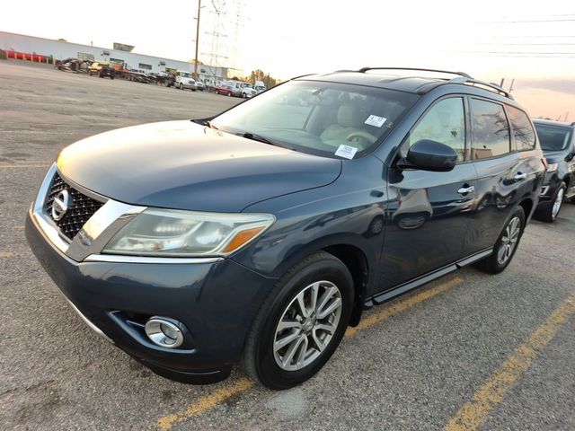 2015 Nissan Pathfinder SL 2WD