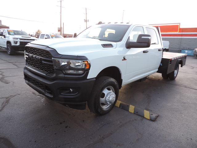 2023 RAM 3500 Crew Cab Tradesman Flatbed DRW 4WD