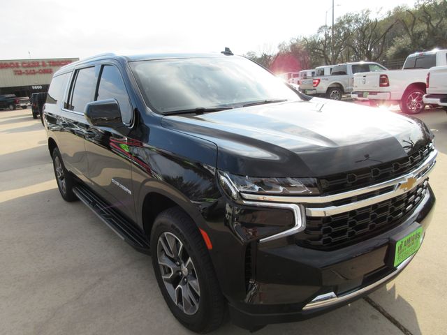 2023 Chevrolet Suburban LS