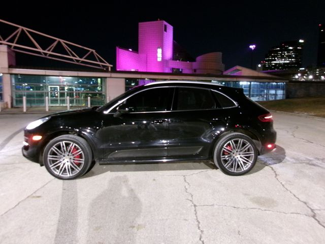 2015 Porsche Macan Turbo