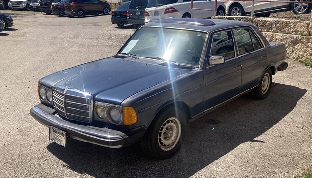 1985 Mercedes-Benz 300 D