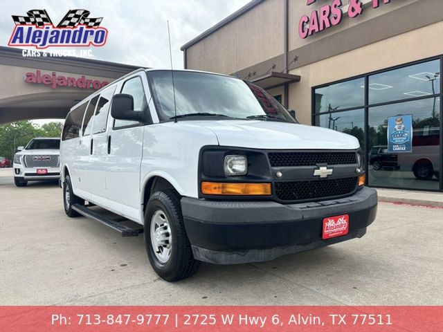 2017 Chevrolet Express LS 3500 Extended Passenger Van