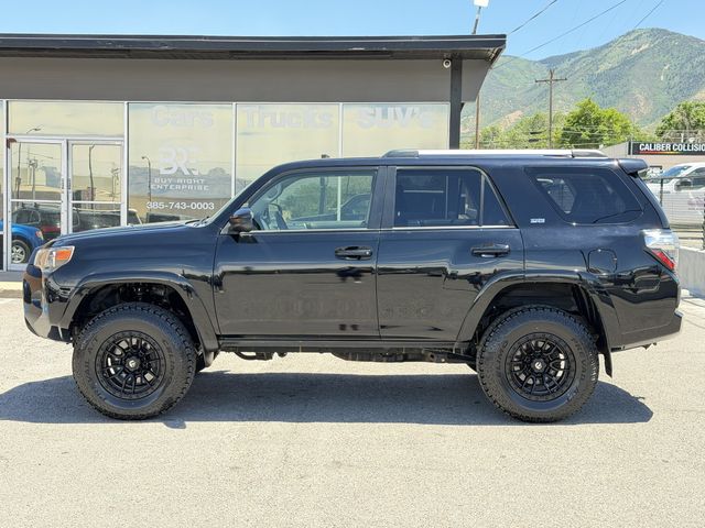 2021 Toyota 4Runner SR5 4WD