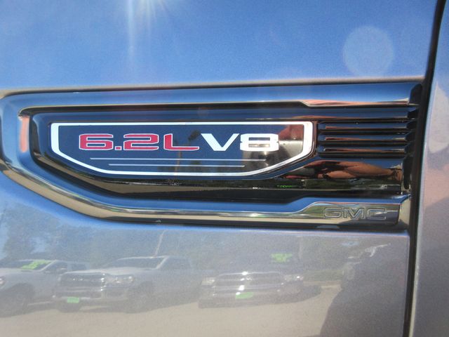 2022 GMC Sierra 1500 Limited AT4 Crew Cab 4WD