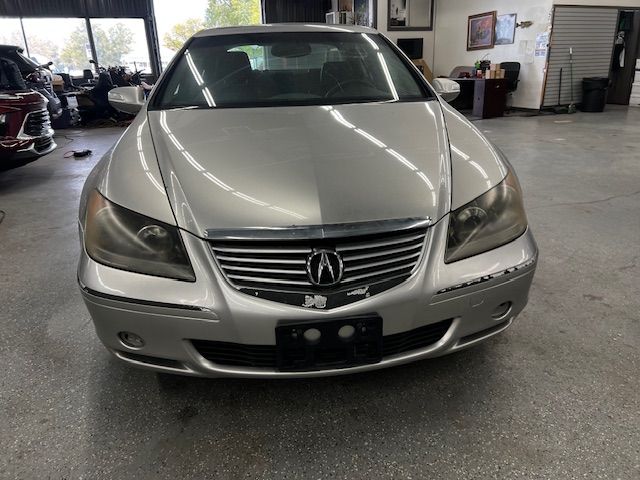 2005 Acura RL SH-AWD