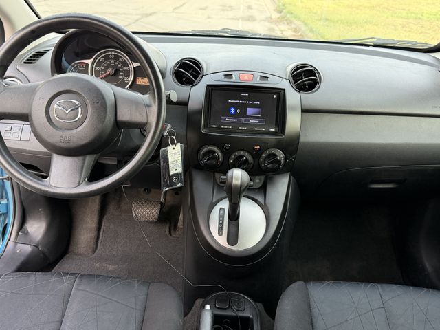 2011 Mazda MAZDA2 Touring
