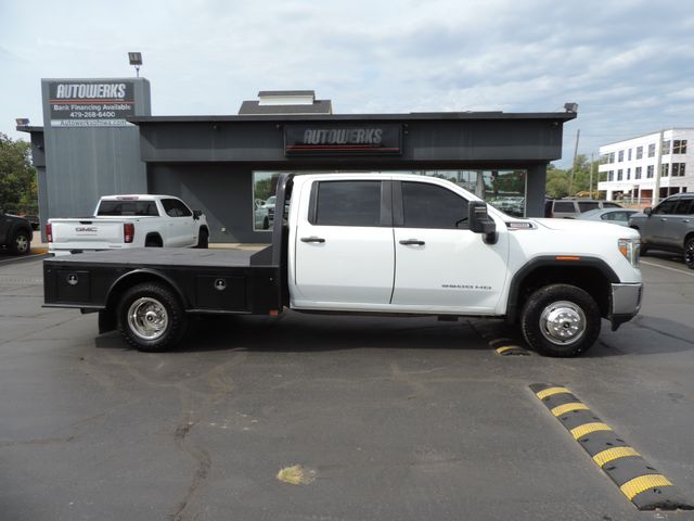 2023 GMC Sierra 3500HD Crew Cab Pro Flatbed DRW 4WD 