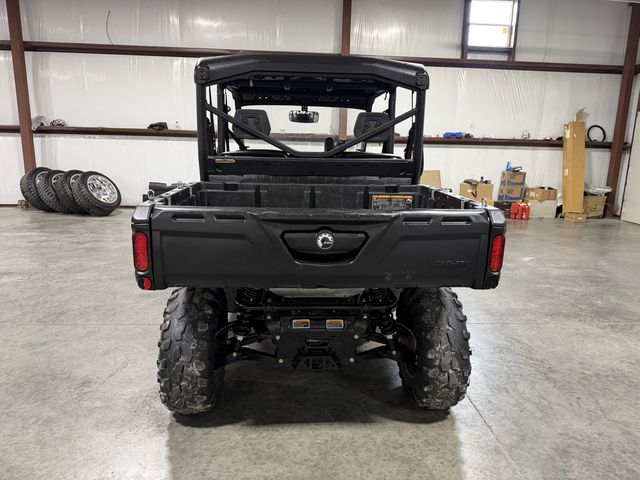 2020 Can Am Defender Crew 