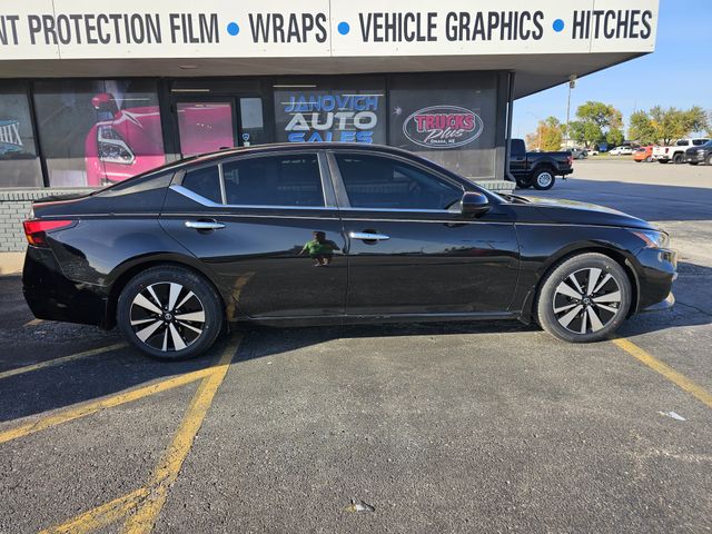 2022 Nissan Altima 2.5 SV