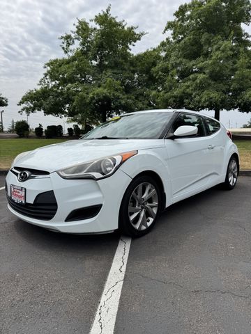 2016 Hyundai Veloster Base 6MT