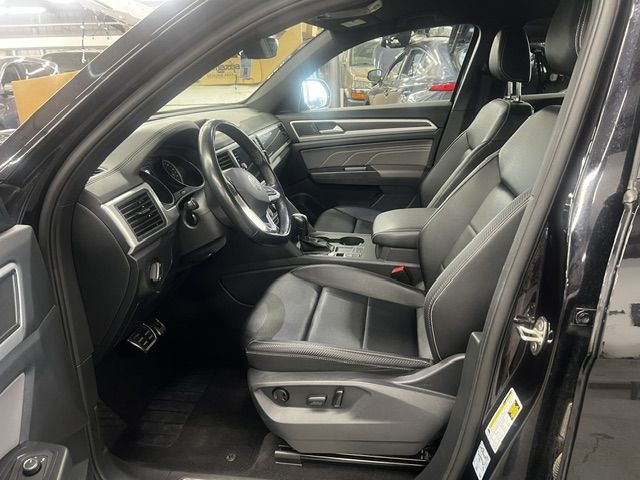 2021 Volkswagen Atlas Cross Sport V6 SE w/Technology R-Line
