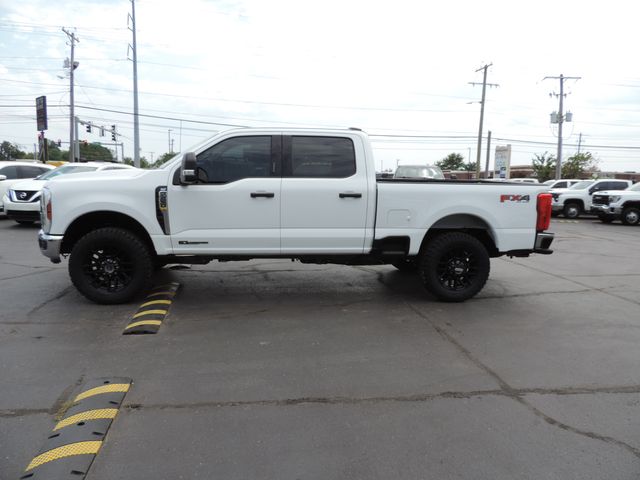 2024 Ford F-250 SD Crew Cab XLT FX4 4WD