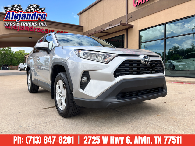2020 Toyota RAV4 XLE