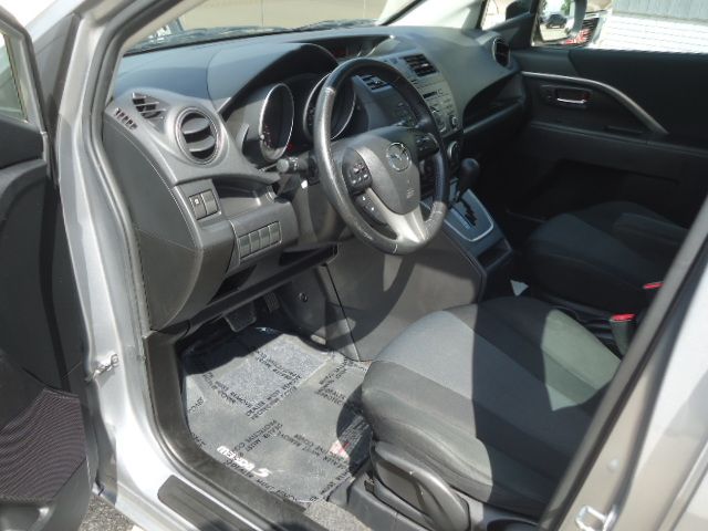 2013 Mazda MAZDA5 Touring